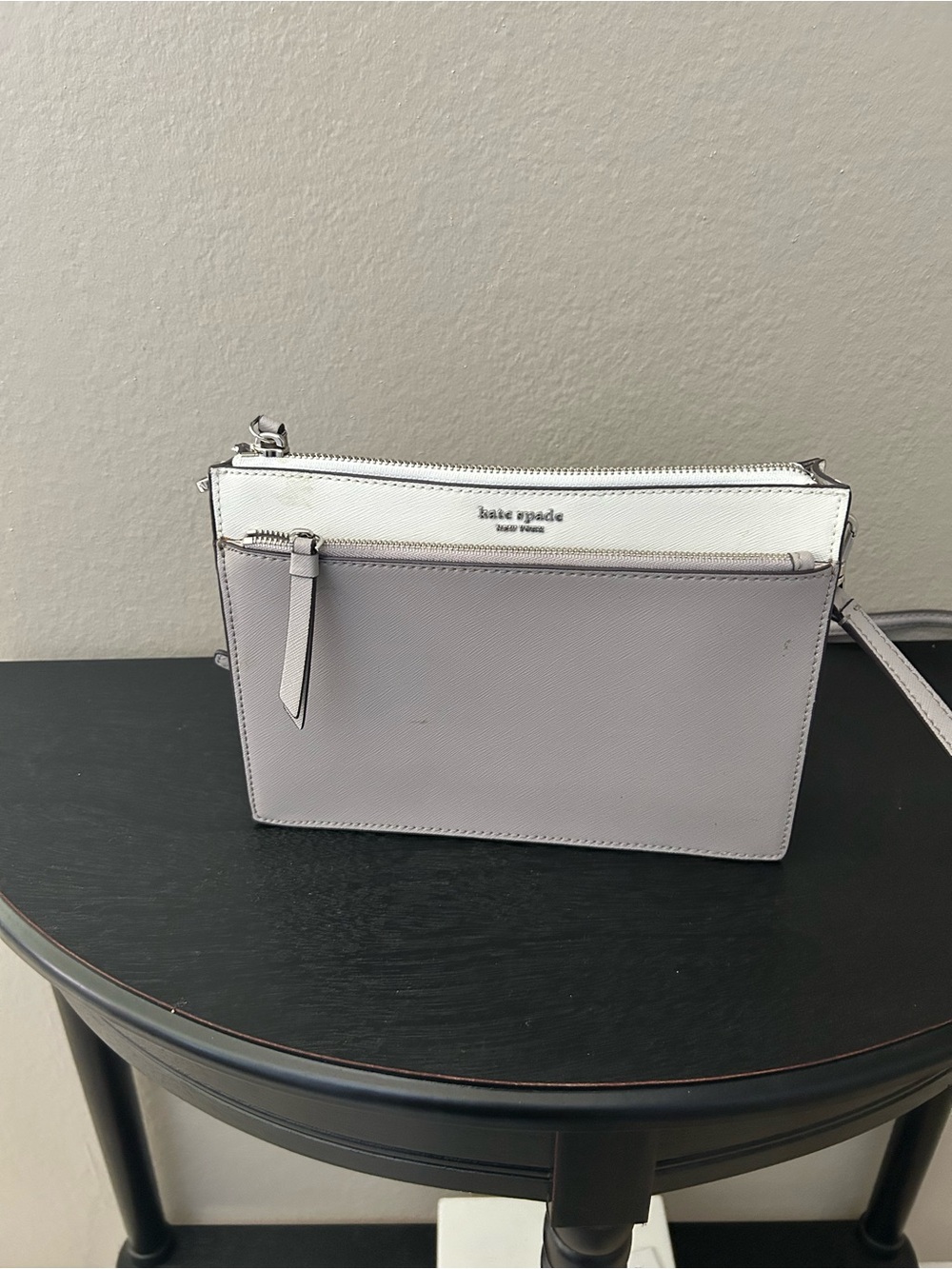kate spade Two-Tone White and Light Gray Crossbody